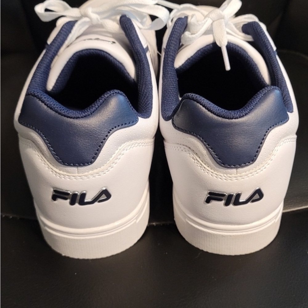 NWOT | Fila Sneakers- Men's Size 12 - Picture 4 of 7